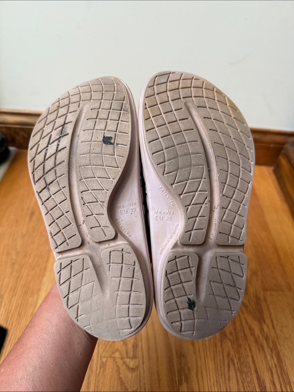 OOFOS OOahh Sport Flex Slides Lightweight Comfort Stardust? Women’s 8 Men’s 6 - Picture 12 of 14